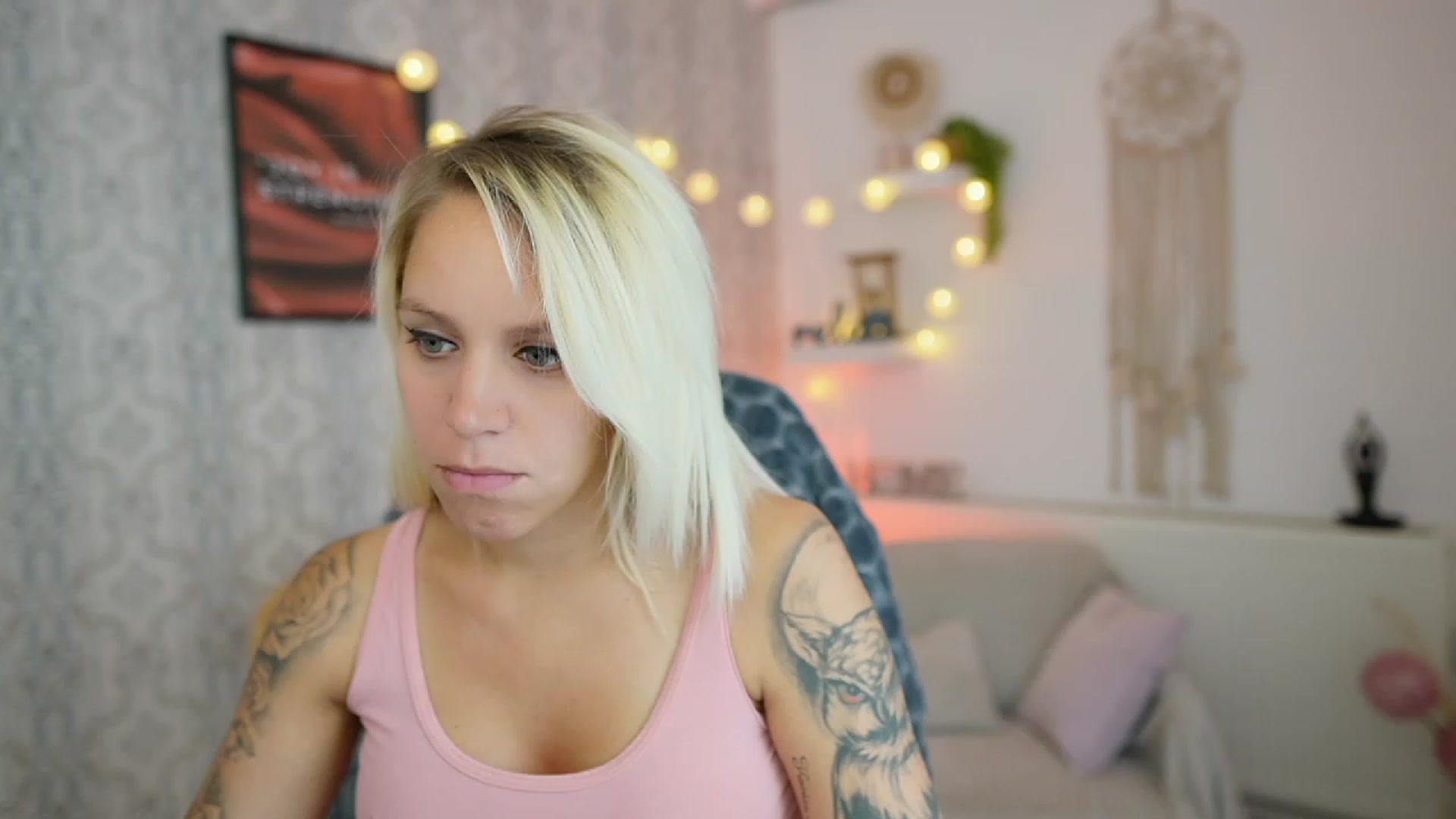 Gallery image thumbnail from Cherry__Blond's myfreecams stream on, 07/28/2023, 09:46 image 8 of 20