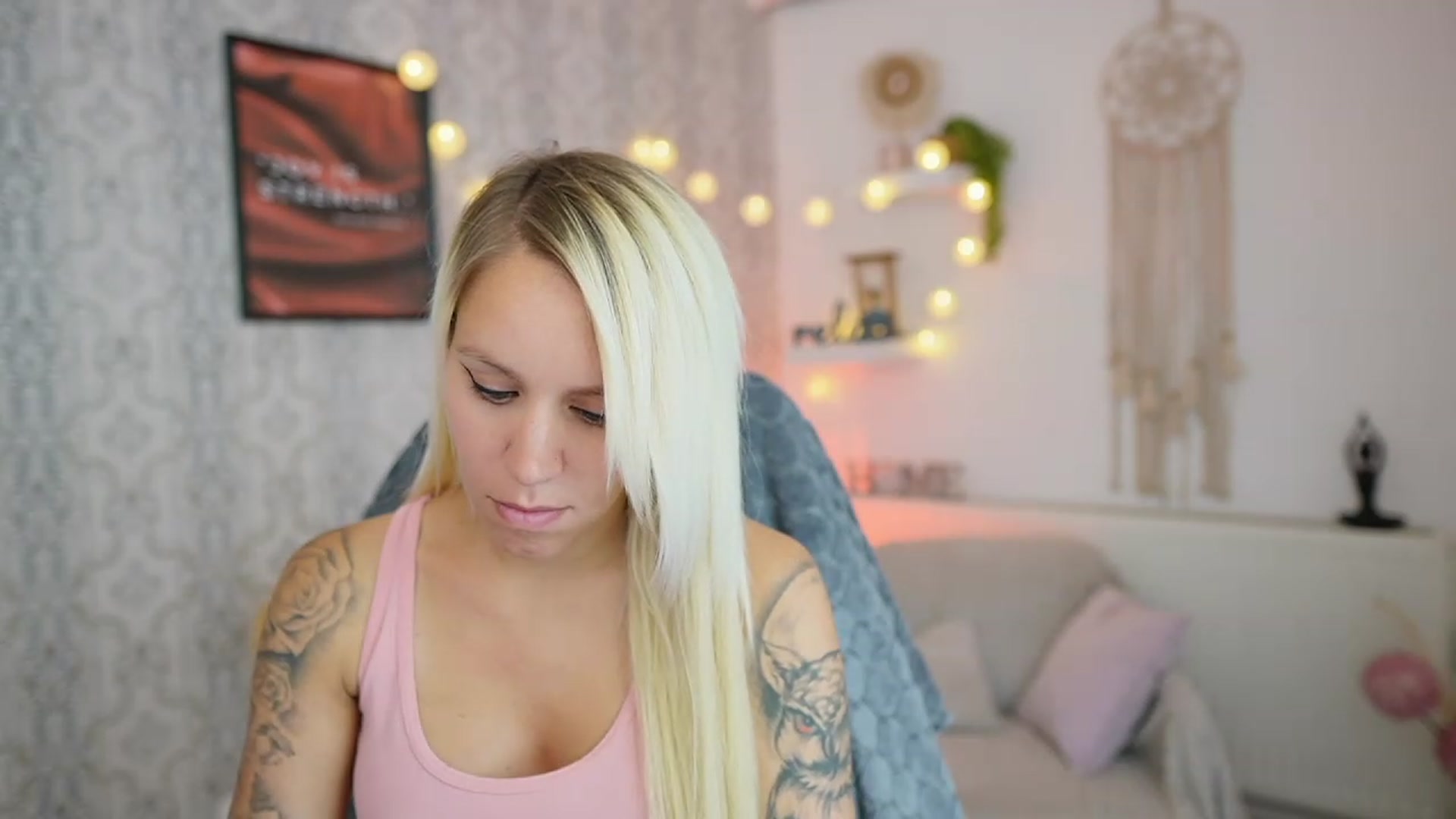 Gallery image thumbnail from Cherry__Blond's myfreecams stream on, 07/28/2023, 11:04 image 18 of 20
