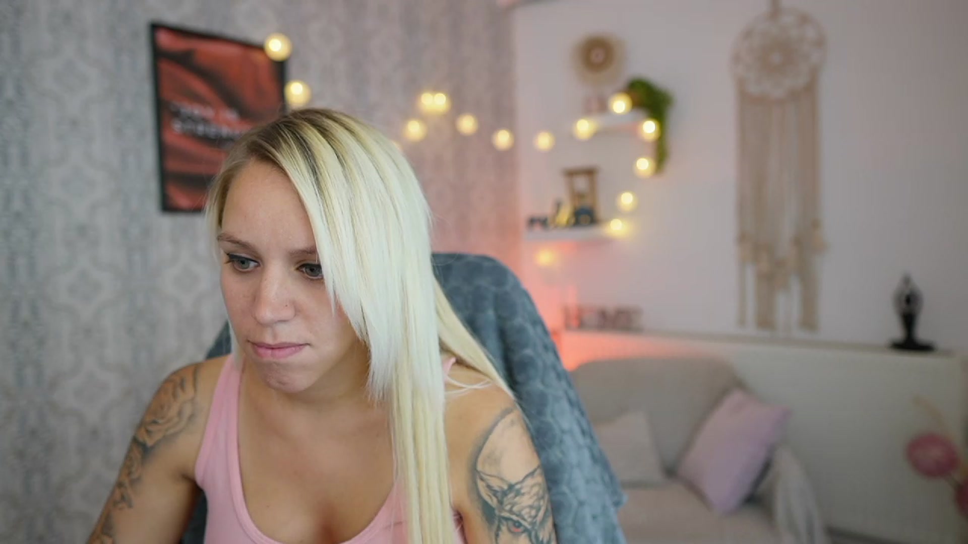 Gallery image thumbnail from Cherry__Blond's myfreecams stream on, 07/28/2023, 11:04 image 10 of 20