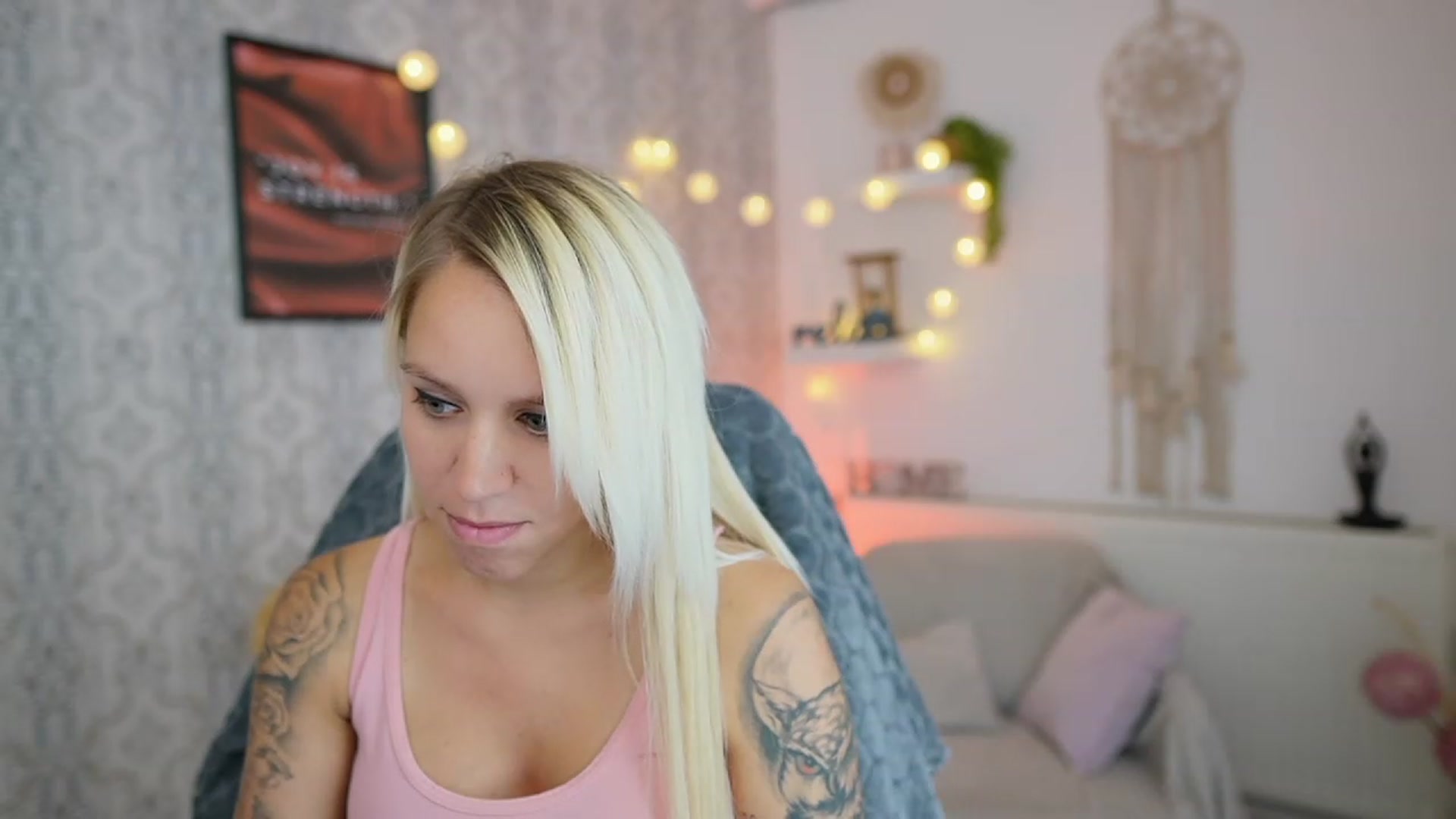 Gallery image thumbnail from Cherry__Blond's myfreecams stream on, 07/28/2023, 11:04 image 6 of 20