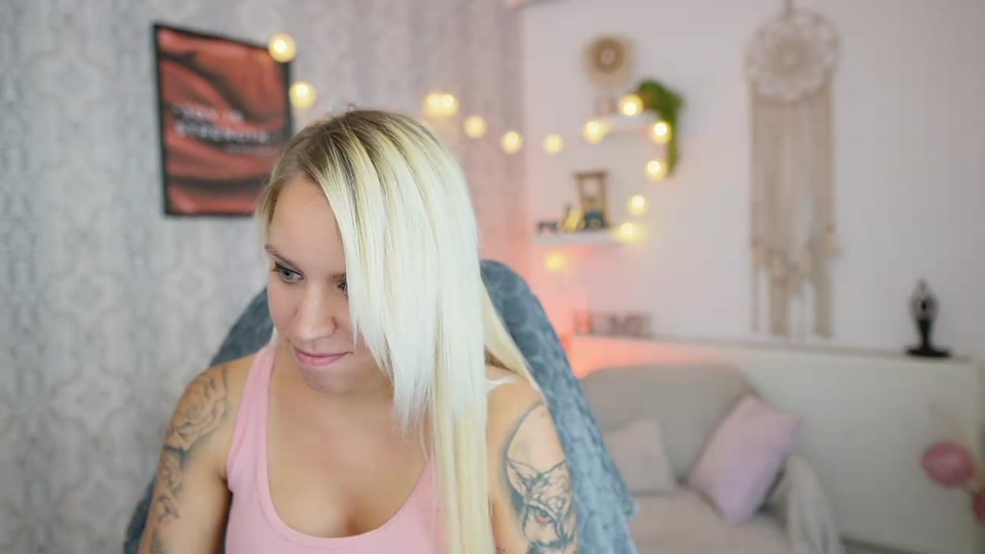 Gallery image thumbnail from Cherry__Blond's myfreecams stream on, 07/28/2023, 11:04 image 9 of 20