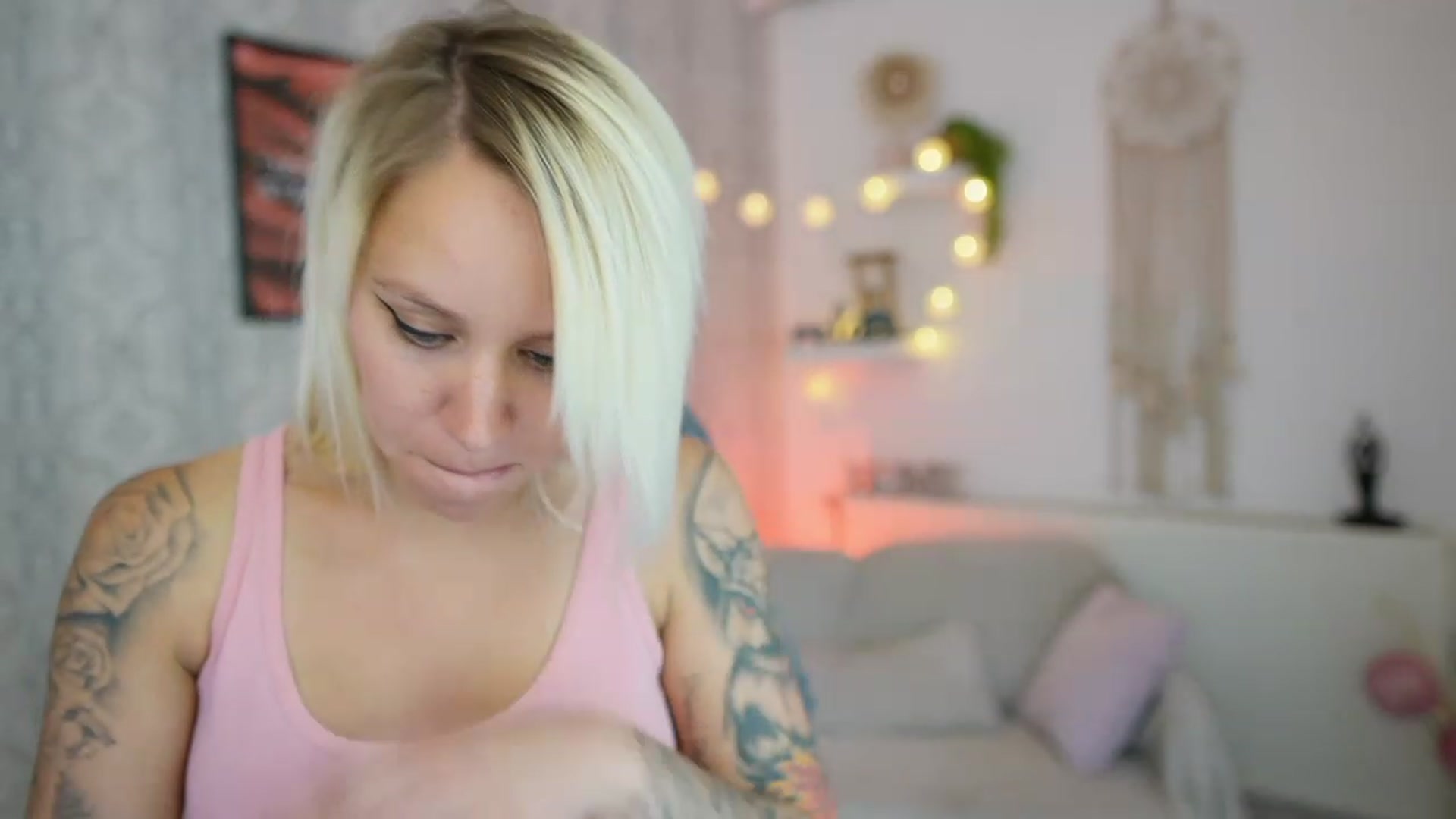 Gallery image thumbnail from Cherry__Blond's myfreecams stream on, 07/28/2023, 12:40 image 20 of 20