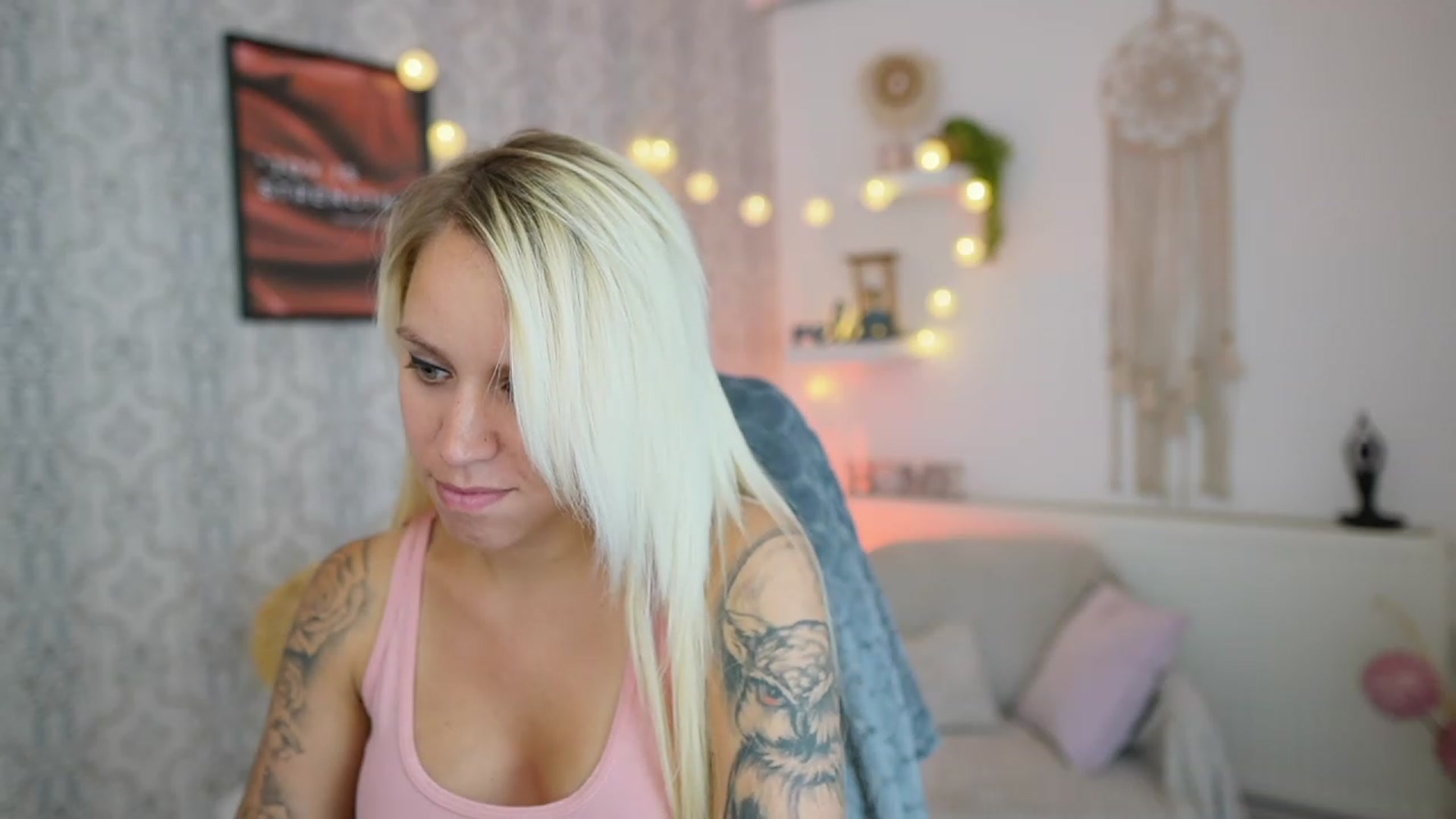 Gallery image thumbnail from Cherry__Blond's myfreecams stream on, 07/28/2023, 12:40 image 16 of 20