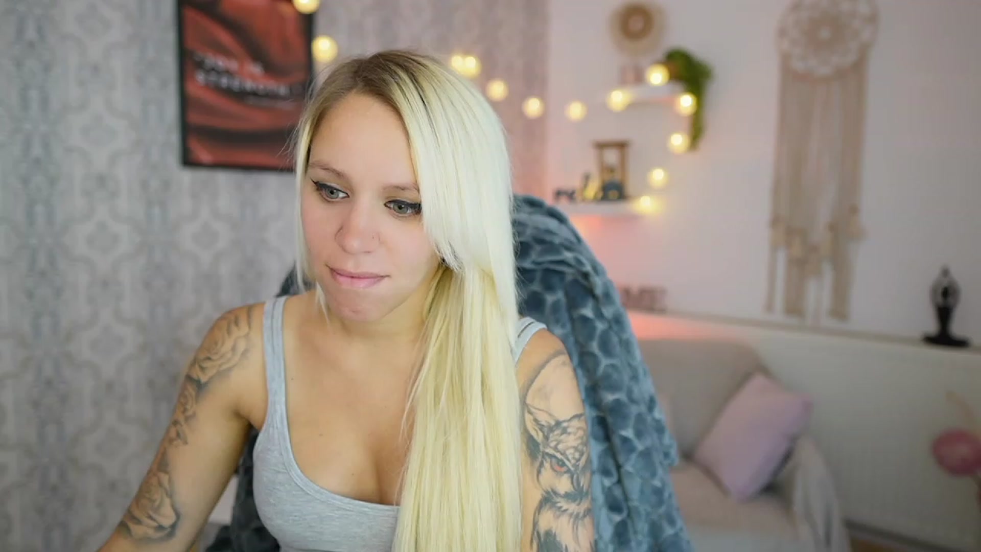 Gallery image thumbnail from Cherry__Blond's myfreecams stream on, 07/29/2023, 09:15 image 16 of 20