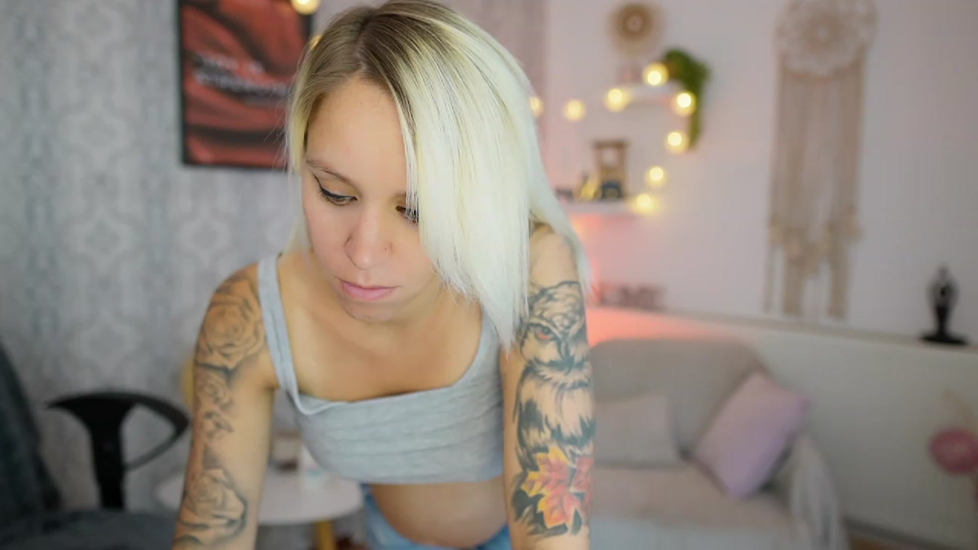 Gallery image thumbnail from Cherry__Blond's myfreecams stream on, 07/29/2023, 09:46 image 15 of 20
