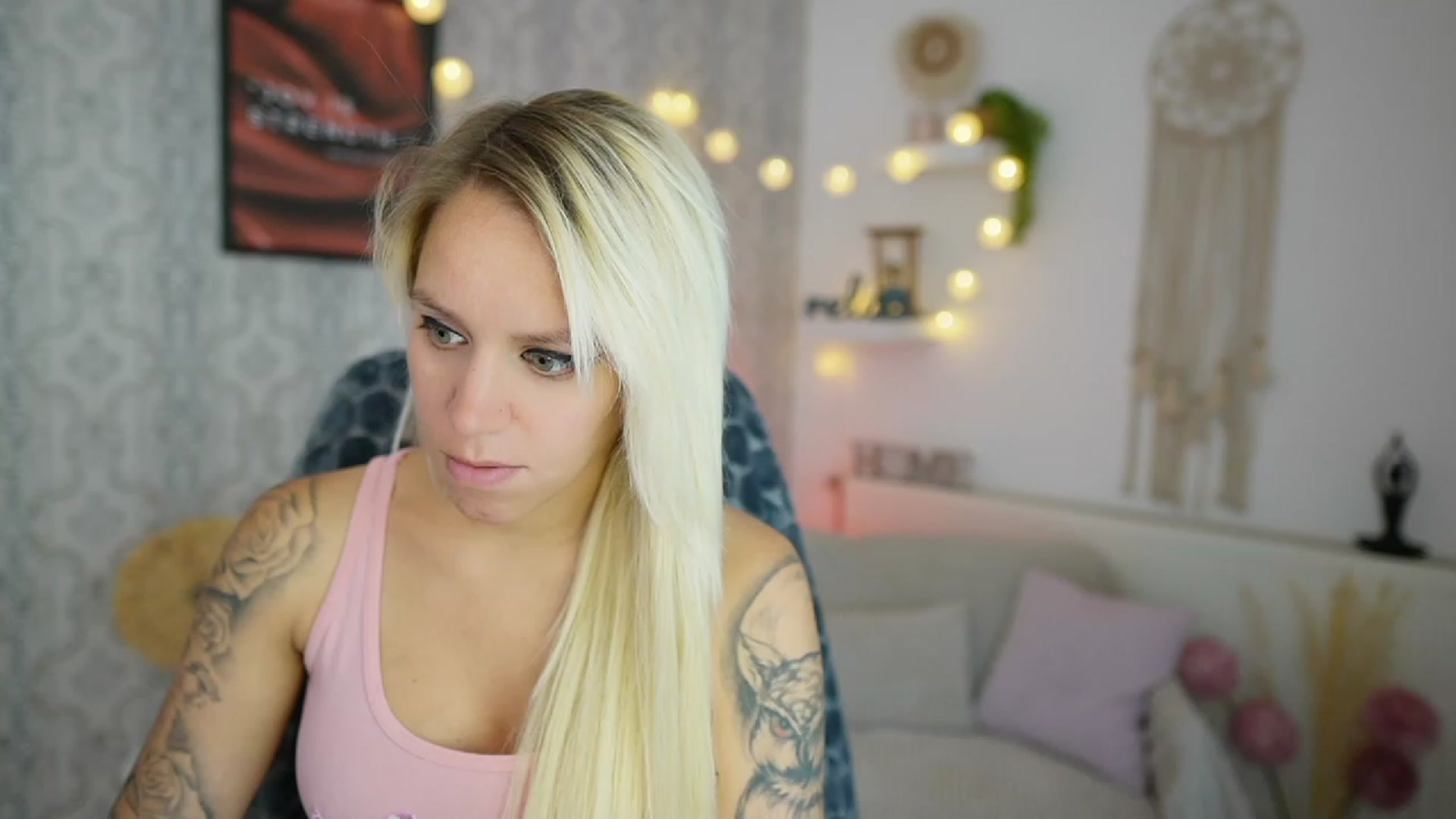 Gallery image thumbnail from Cherry__Blond's myfreecams stream on, 08/01/2023, 09:43 image 10 of 20