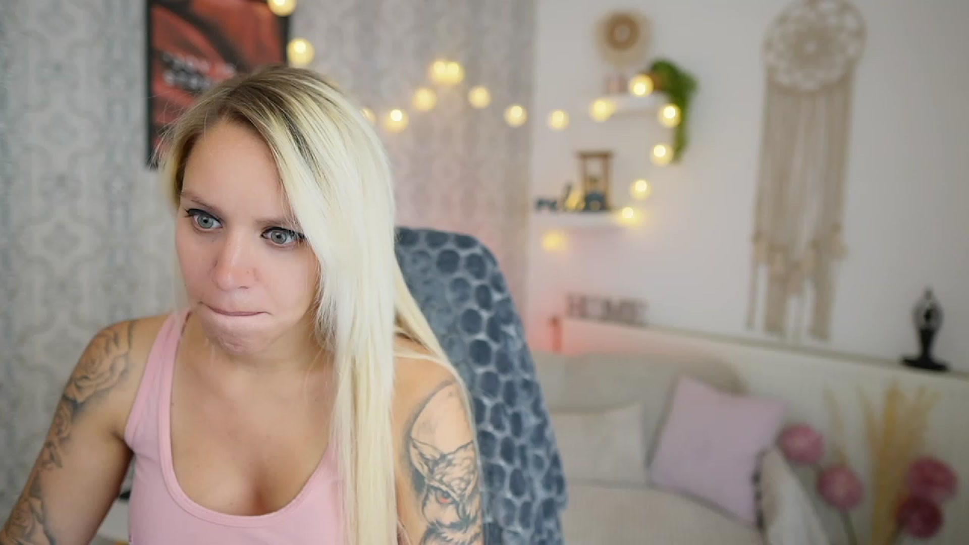 Gallery image thumbnail from Cherry__Blond's myfreecams stream on, 08/01/2023, 12:41 image 10 of 20