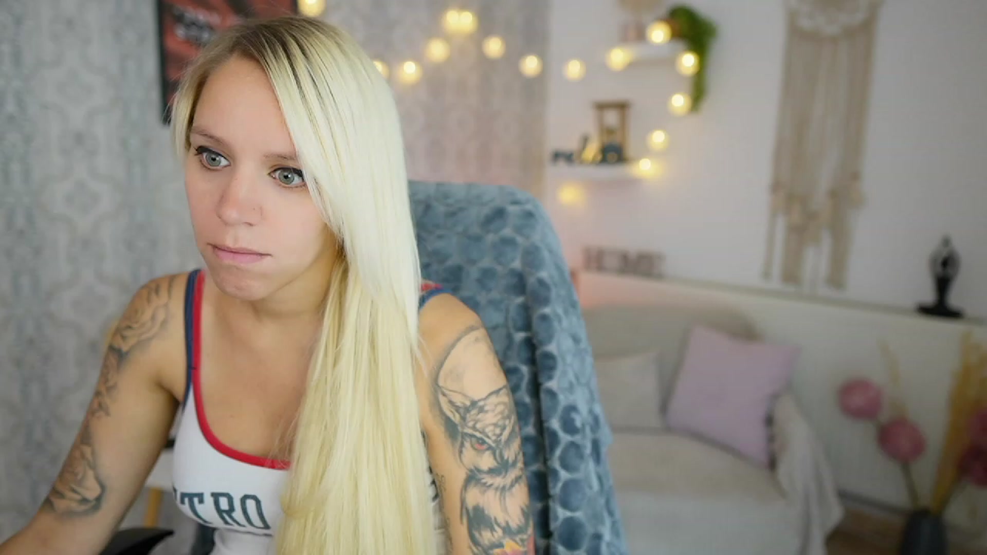 Gallery image thumbnail from Cherry__Blond's myfreecams stream on, 08/03/2023, 09:59 image 9 of 20