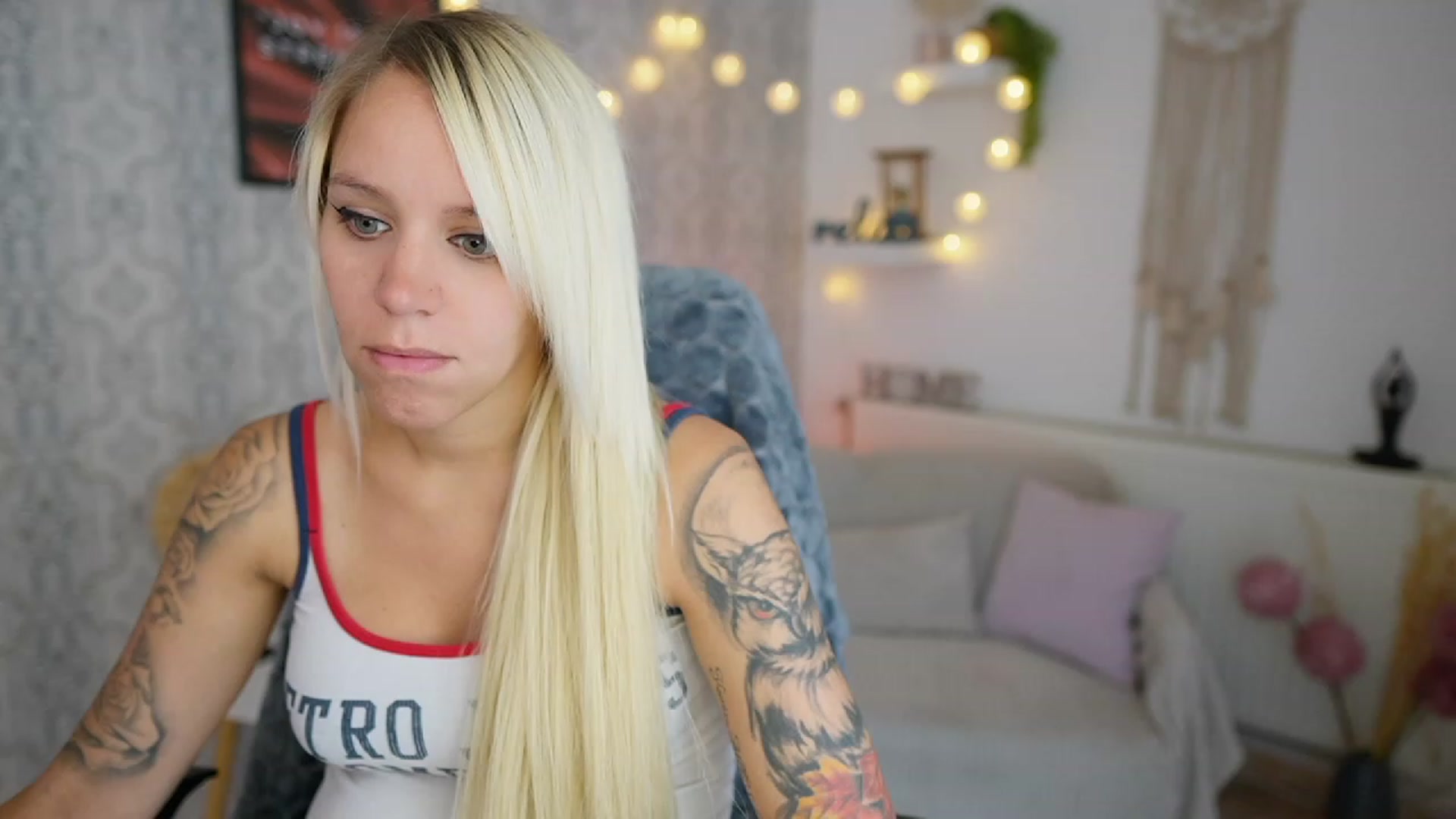 Gallery image thumbnail from Cherry__Blond's myfreecams stream on, 08/03/2023, 09:59 image 11 of 20