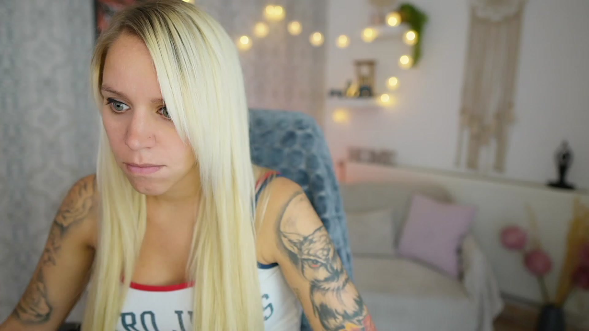 Gallery image thumbnail from Cherry__Blond's myfreecams stream on, 08/03/2023, 09:59 image 17 of 20