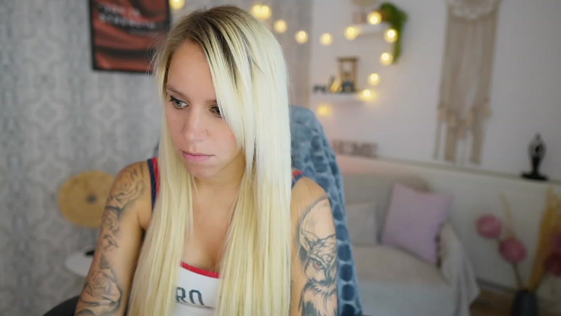 Gallery image thumbnail from Cherry__Blond's myfreecams stream on, 08/03/2023, 12:41 image 5 of 20
