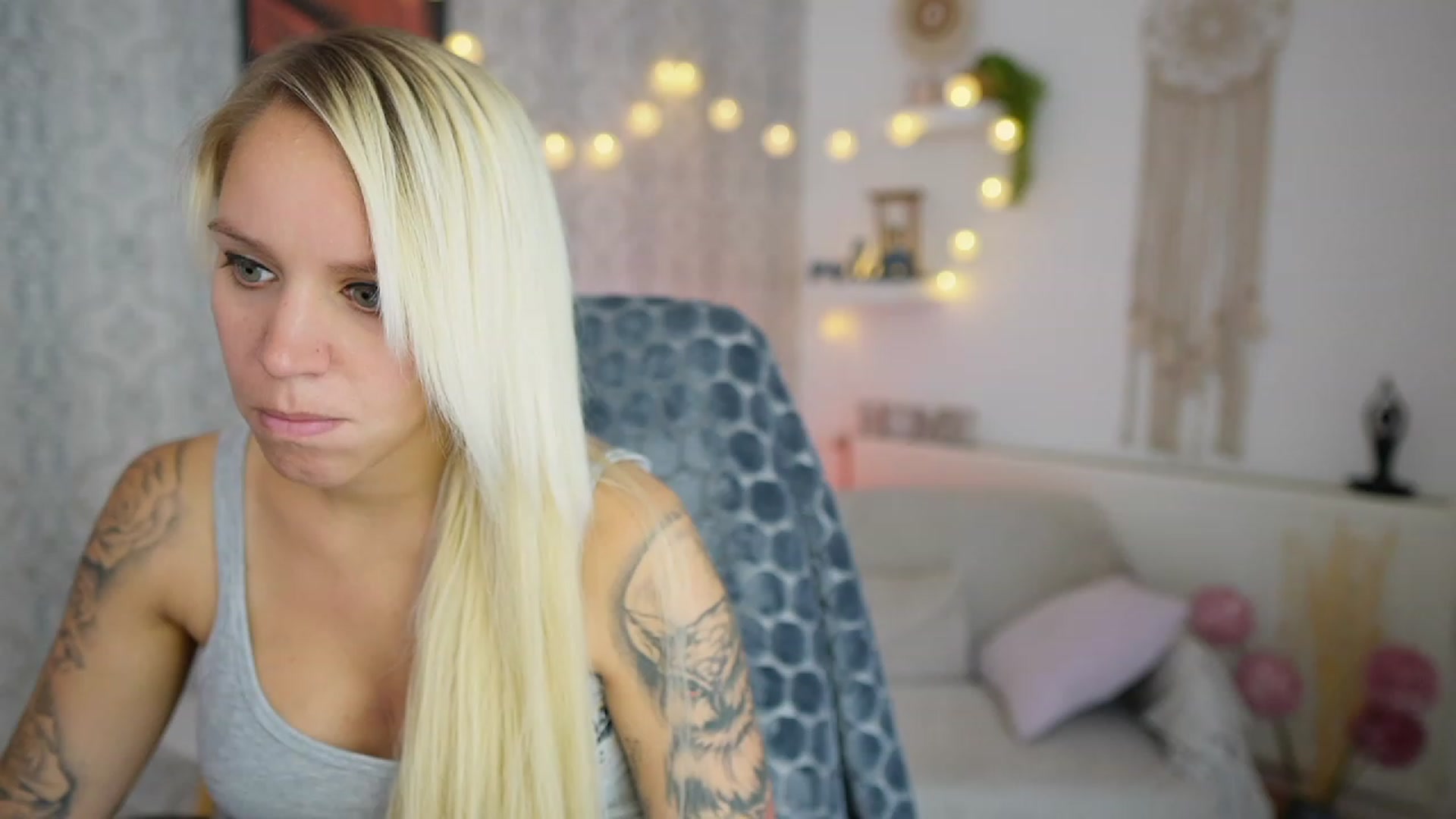 Gallery image thumbnail from Cherry__Blond's myfreecams stream on, 08/04/2023, 09:24 image 9 of 20