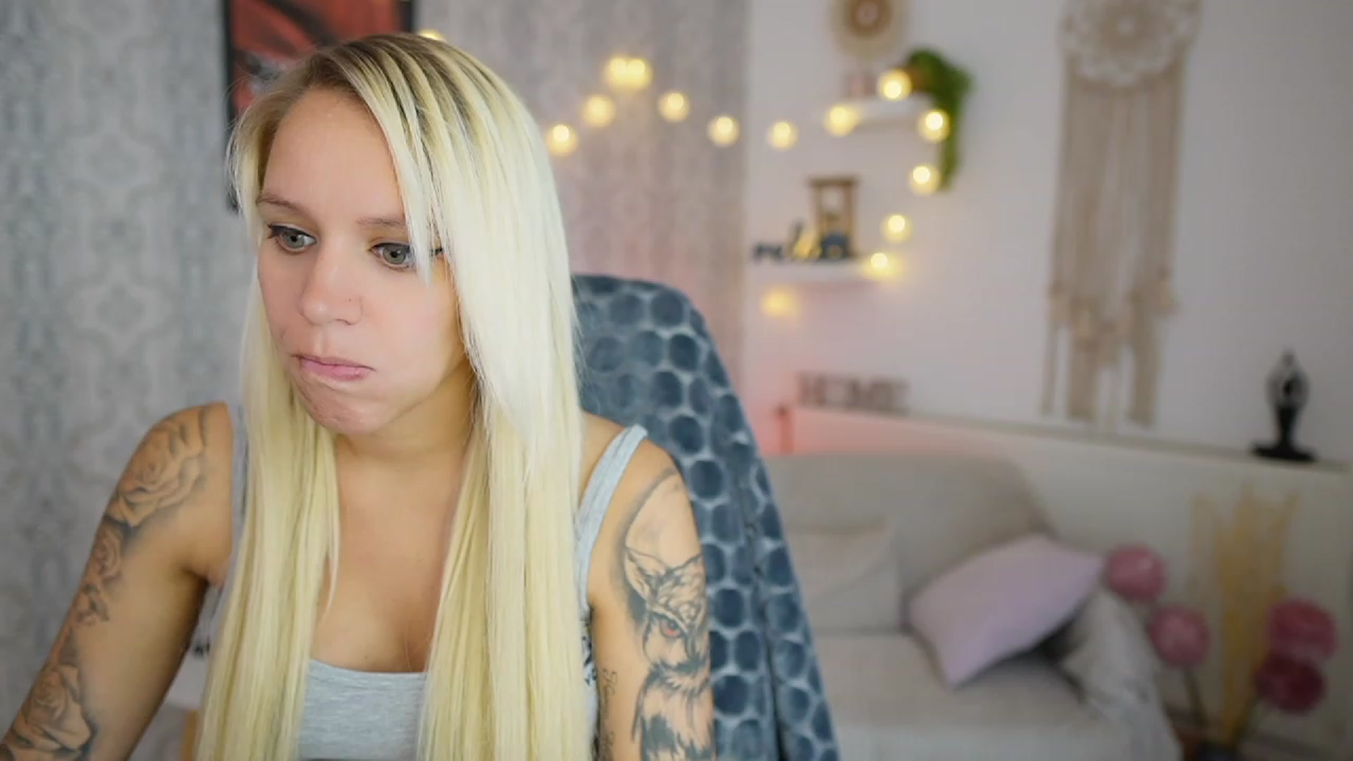 Gallery image thumbnail from Cherry__Blond's myfreecams stream on, 08/04/2023, 11:20 image 7 of 20