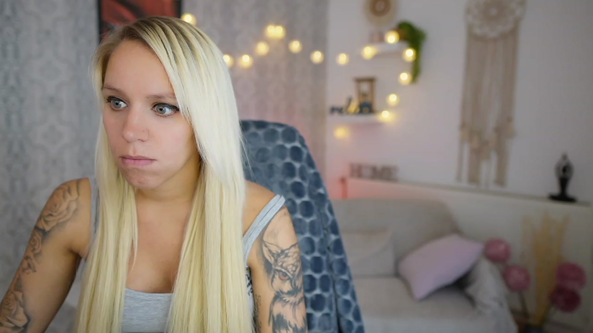Gallery image thumbnail from Cherry__Blond's myfreecams stream on, 08/04/2023, 11:20 image 10 of 20