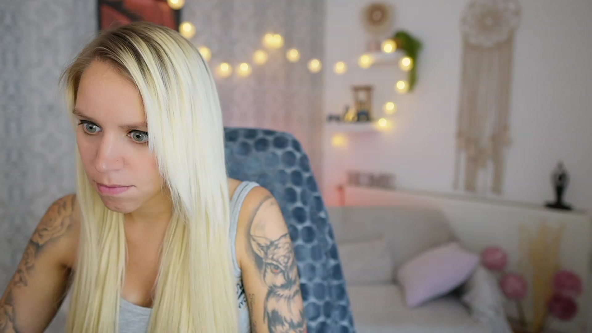 Gallery image thumbnail from Cherry__Blond's myfreecams stream on, 08/04/2023, 12:46 image 16 of 20
