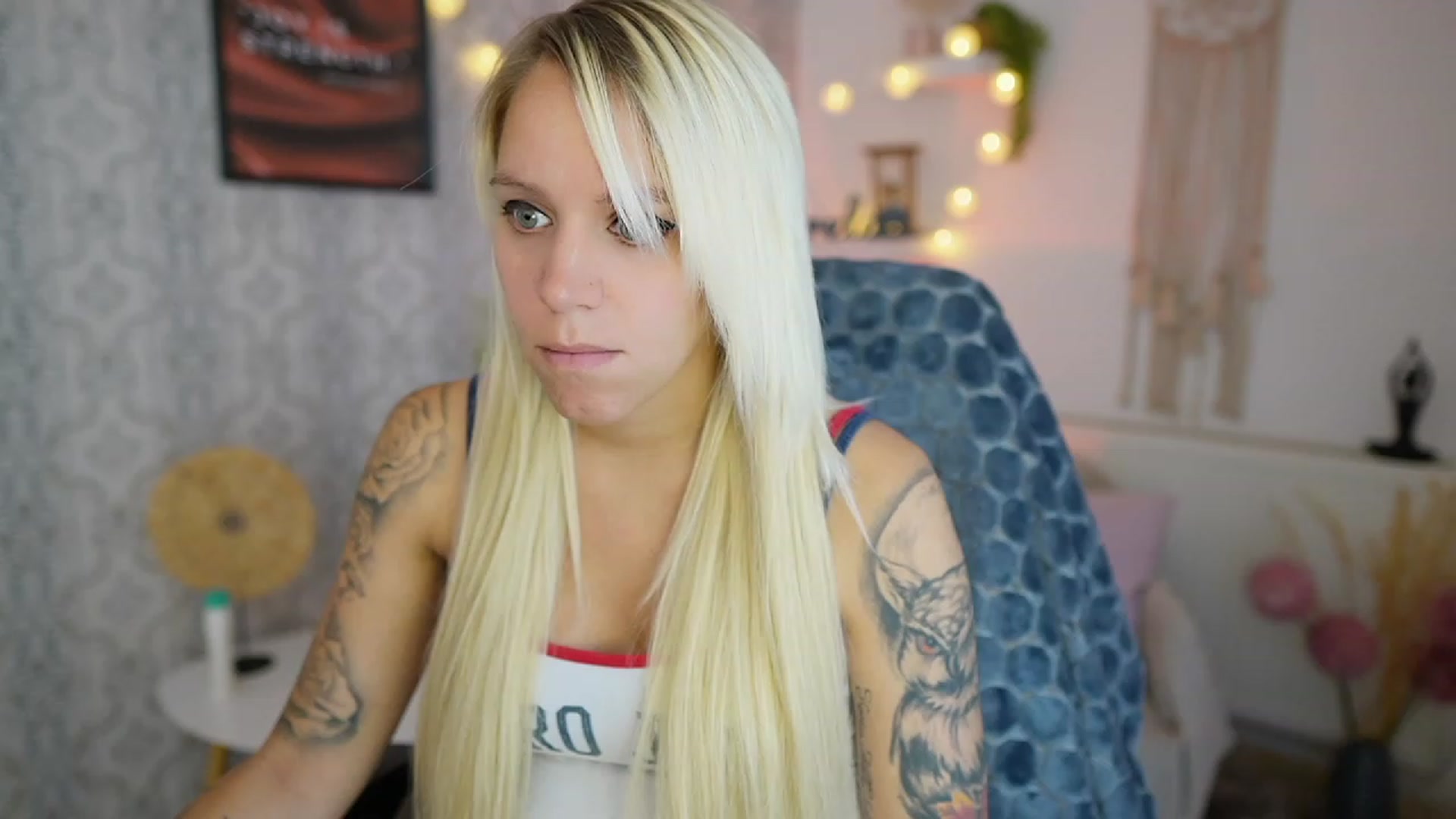 Gallery image thumbnail from Cherry__Blond's myfreecams stream on, 08/07/2023, 08:20 image 4 of 20