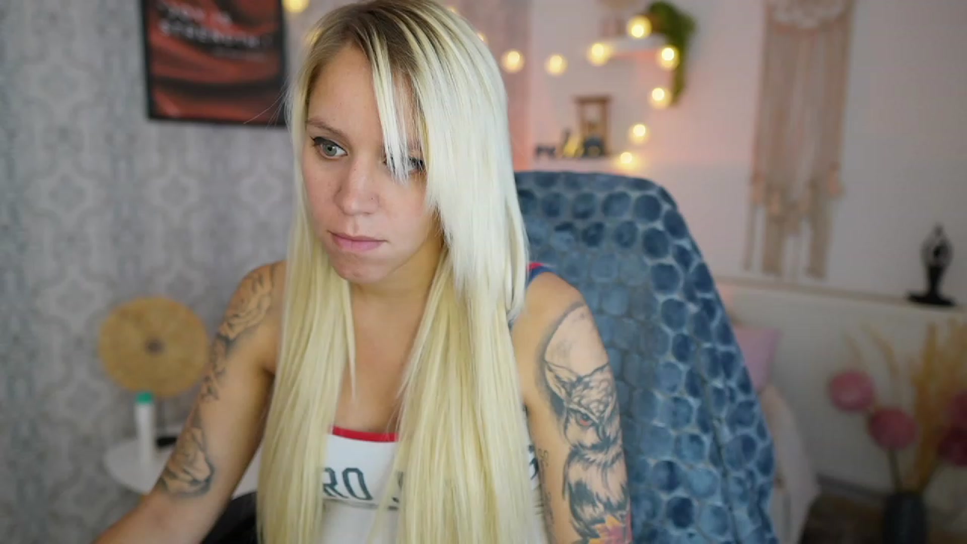 Gallery image thumbnail from Cherry__Blond's myfreecams stream on, 08/07/2023, 08:20 image 2 of 20
