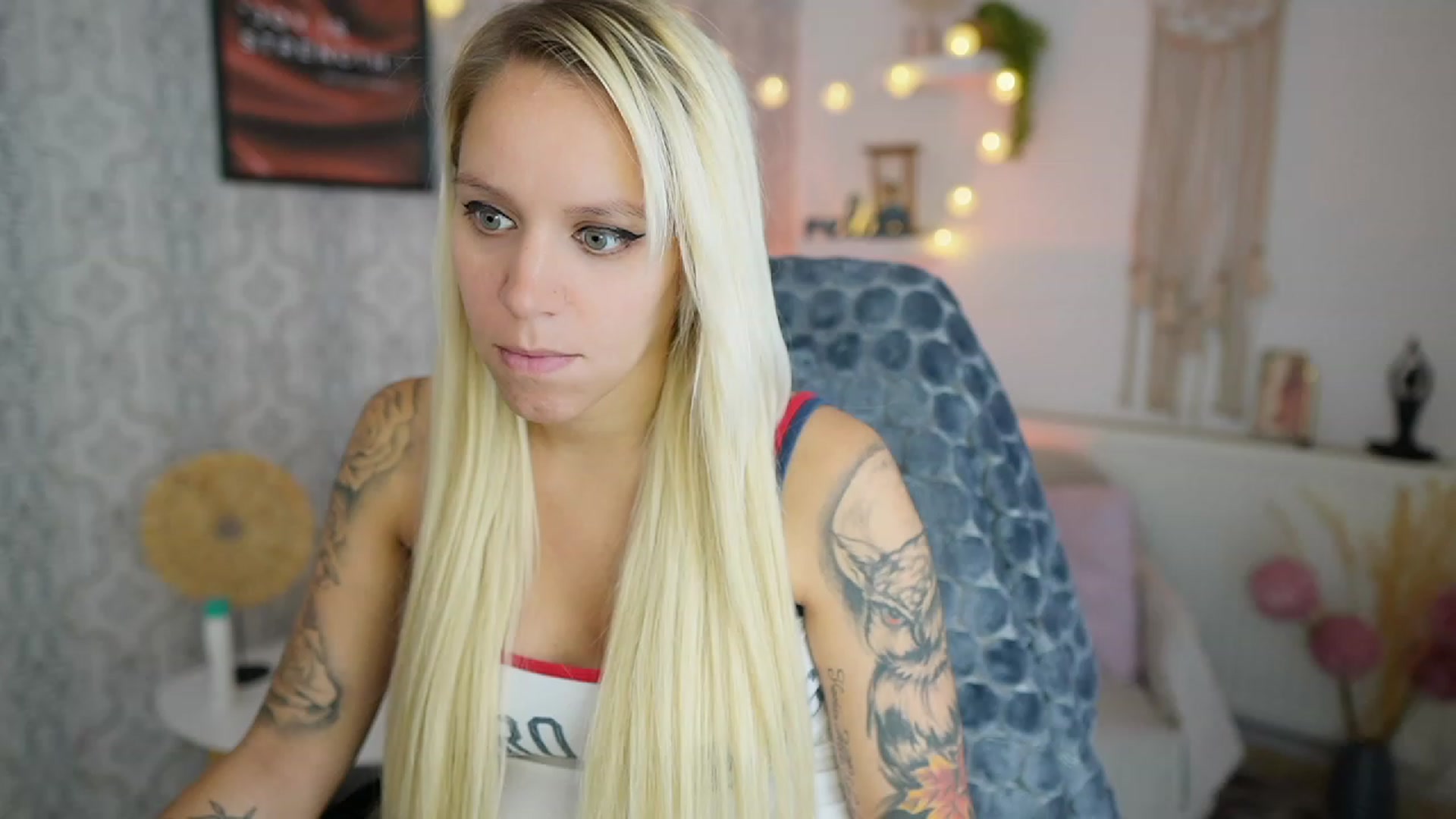 Gallery image thumbnail from Cherry__Blond's myfreecams stream on, 08/07/2023, 09:08 image 13 of 20
