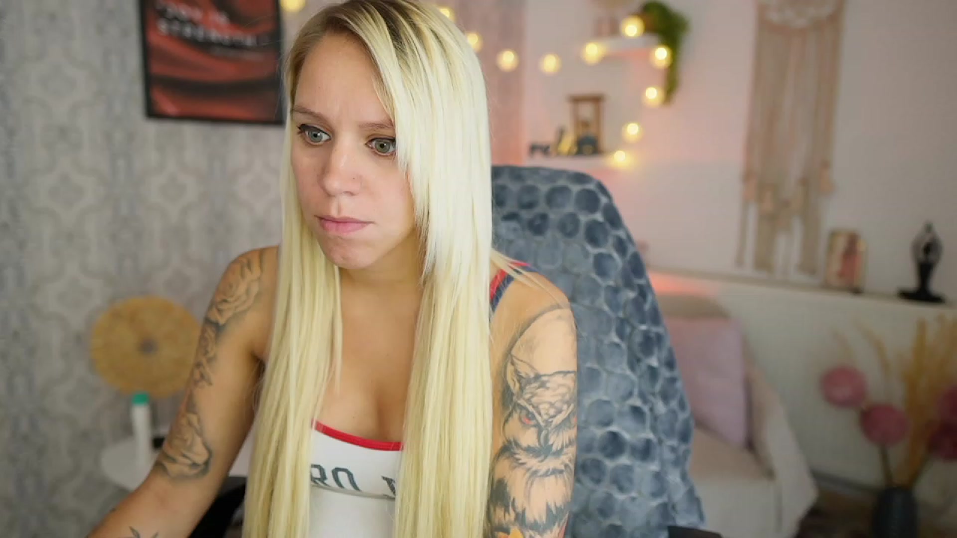 Gallery image thumbnail from Cherry__Blond's myfreecams stream on, 08/07/2023, 09:08 image 3 of 20