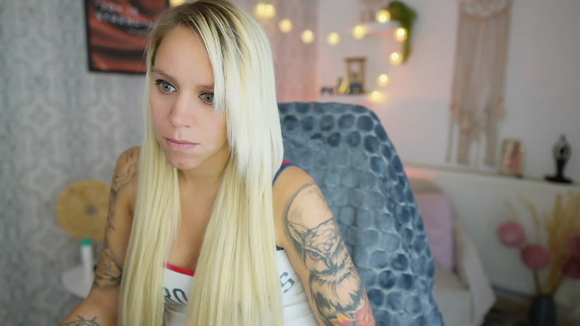 Gallery image thumbnail from Cherry__Blond's myfreecams stream on, 08/07/2023, 09:08 image 17 of 20