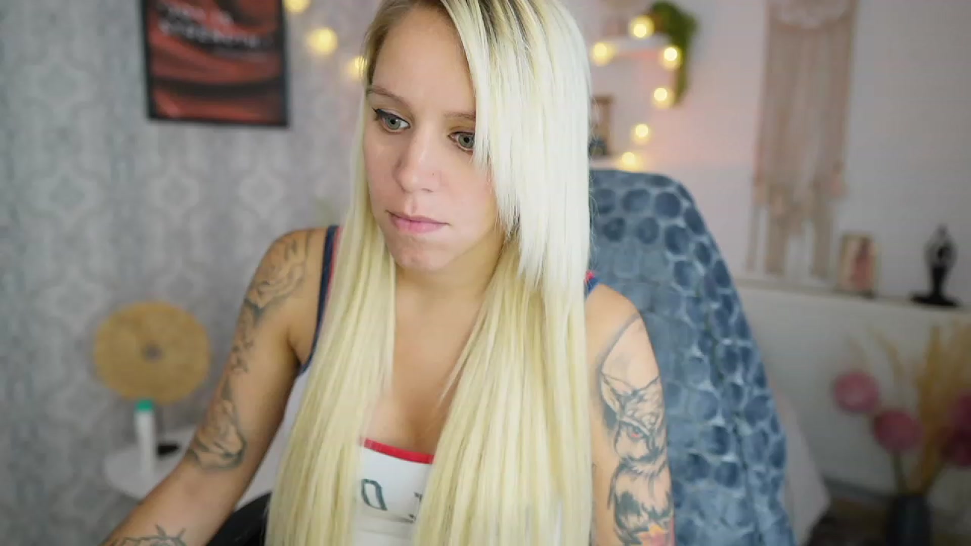 Gallery image thumbnail from Cherry__Blond's myfreecams stream on, 08/07/2023, 09:08 image 12 of 20