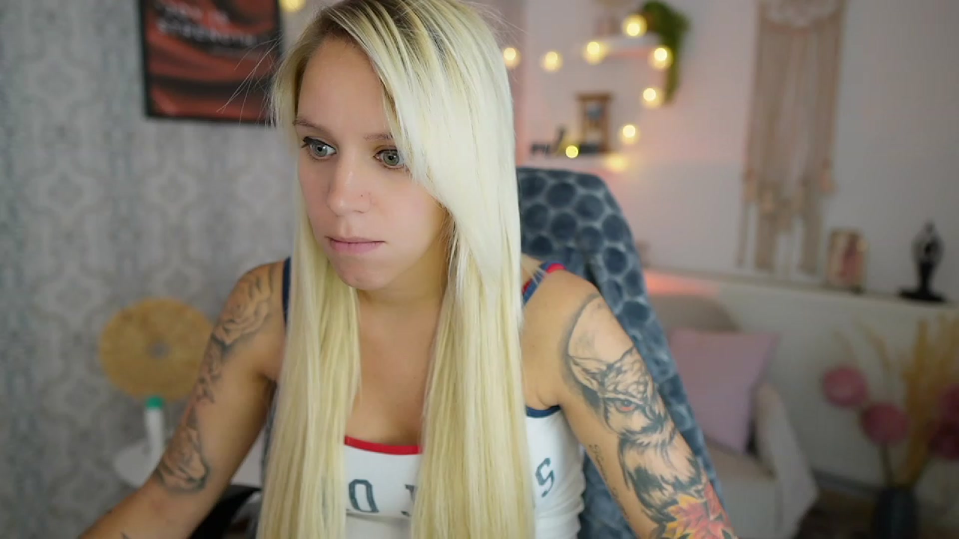 Gallery image thumbnail from Cherry__Blond's myfreecams stream on, 08/07/2023, 11:07 image 13 of 20
