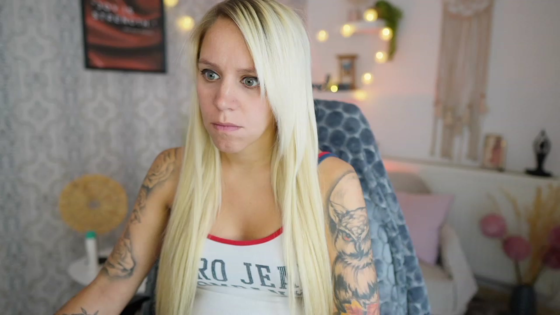 Gallery image thumbnail from Cherry__Blond's myfreecams stream on, 08/07/2023, 11:07 image 15 of 20