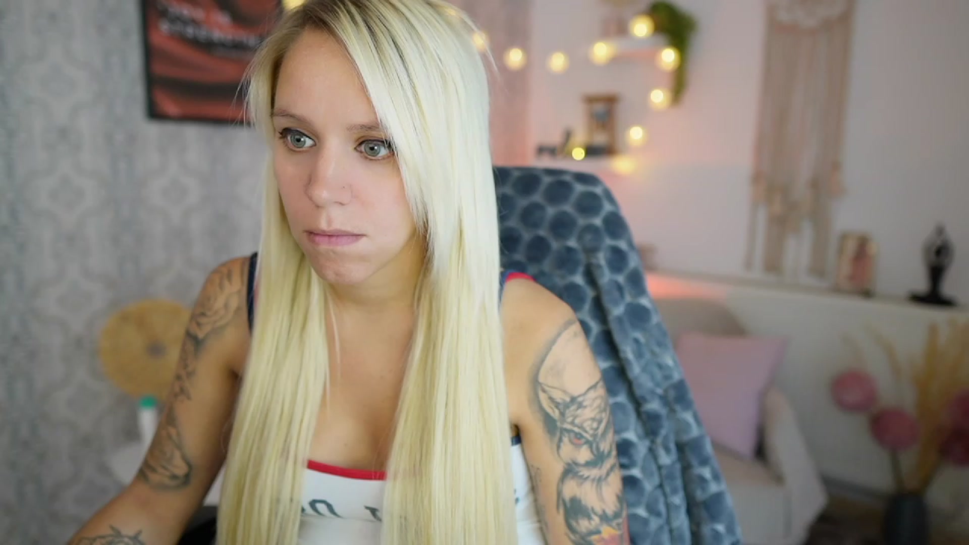 Gallery image thumbnail from Cherry__Blond's myfreecams stream on, 08/07/2023, 11:07 image 3 of 20