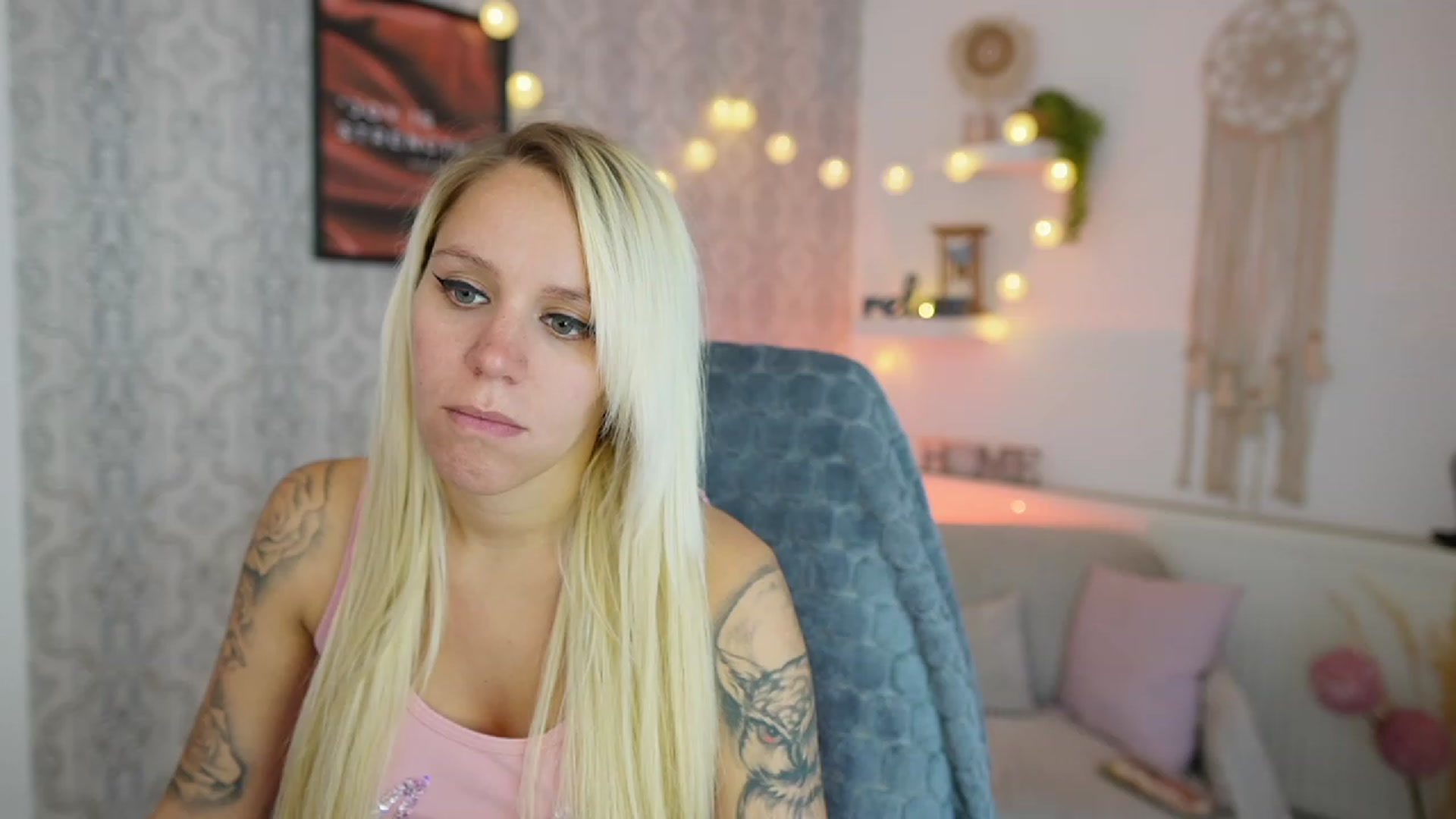 Gallery image thumbnail from Cherry__Blond's myfreecams stream on, 08/08/2023, 12:45 image 8 of 20