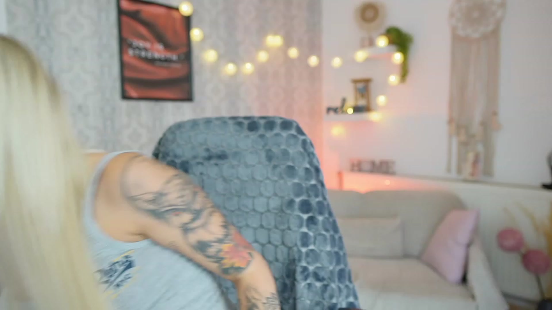 Gallery image thumbnail from Cherry__Blond's myfreecams stream on, 08/09/2023, 09:05 image 4 of 20