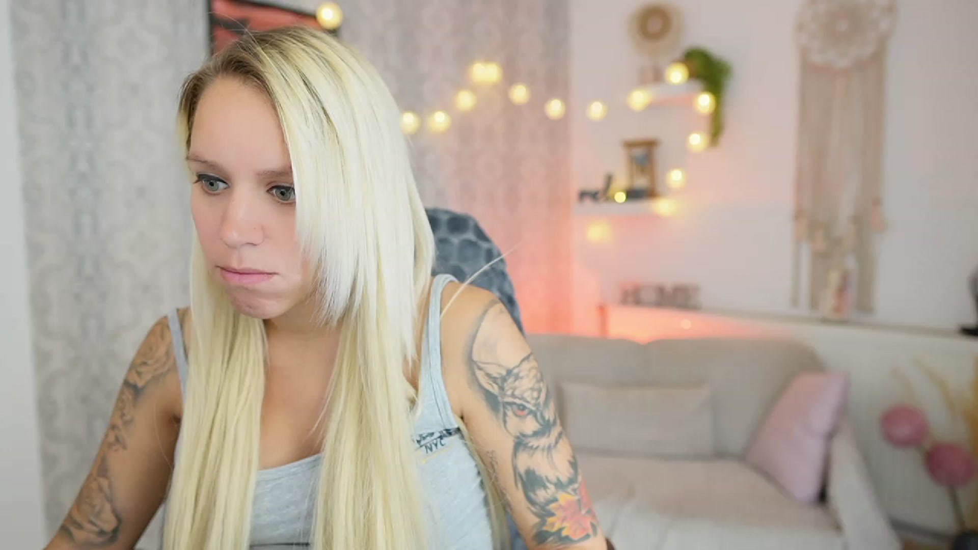 Gallery image thumbnail from Cherry__Blond's myfreecams stream on, 08/09/2023, 09:05 image 9 of 20