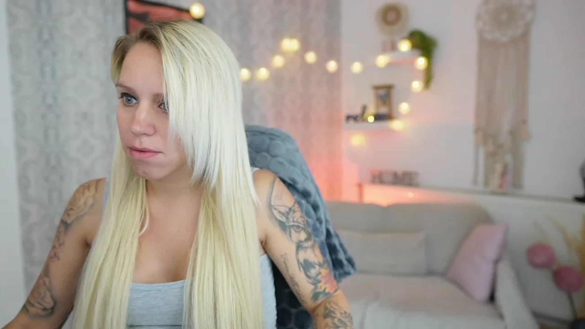 Gallery image thumbnail from Cherry__Blond's myfreecams stream on, 08/09/2023, 10:56 image 16 of 20