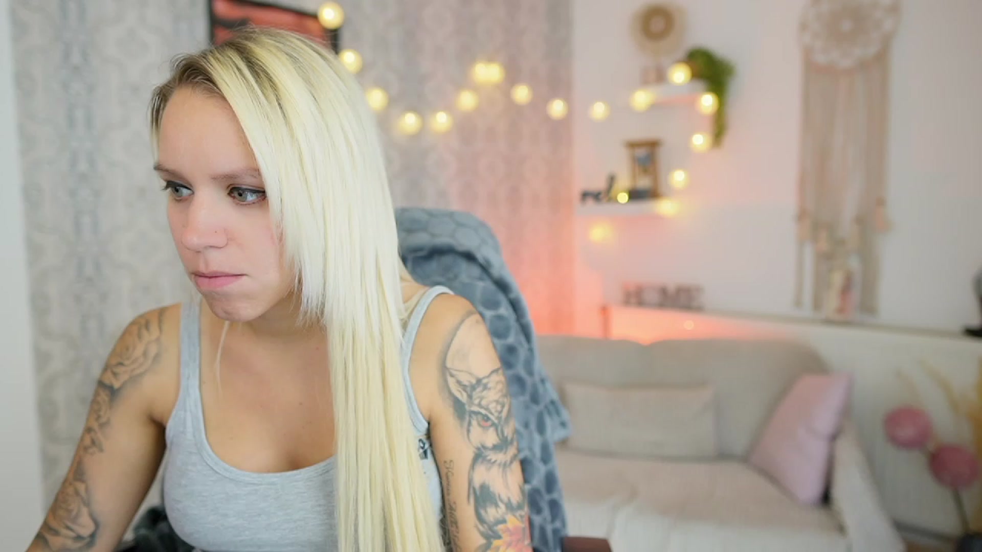 Gallery image thumbnail from Cherry__Blond's myfreecams stream on, 08/09/2023, 10:56 image 7 of 20