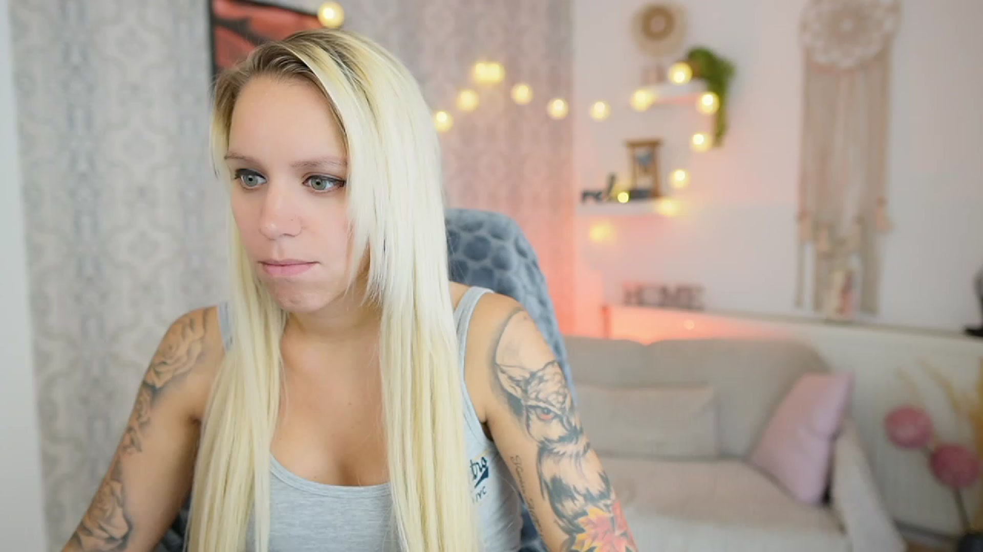 Gallery image thumbnail from Cherry__Blond's myfreecams stream on, 08/09/2023, 12:45 image 10 of 20