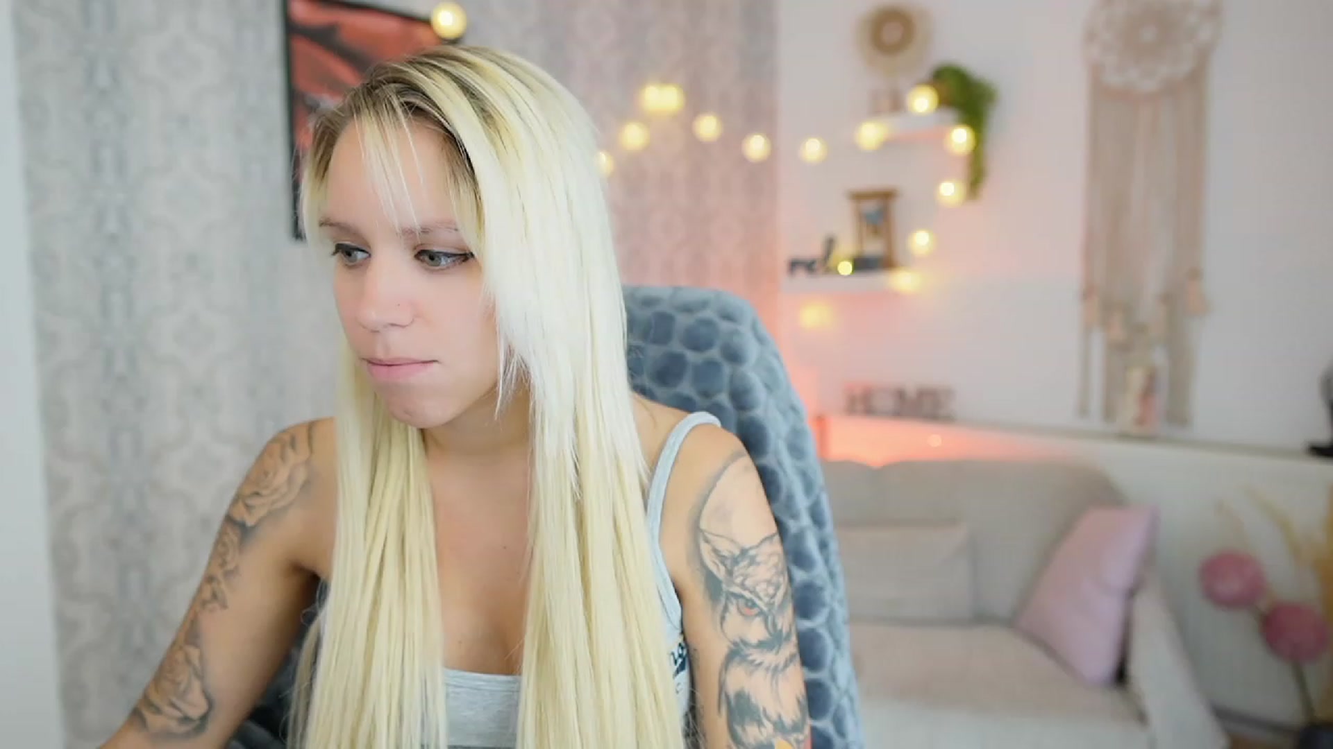 Gallery image thumbnail from Cherry__Blond's myfreecams stream on, 08/09/2023, 12:45 image 5 of 20
