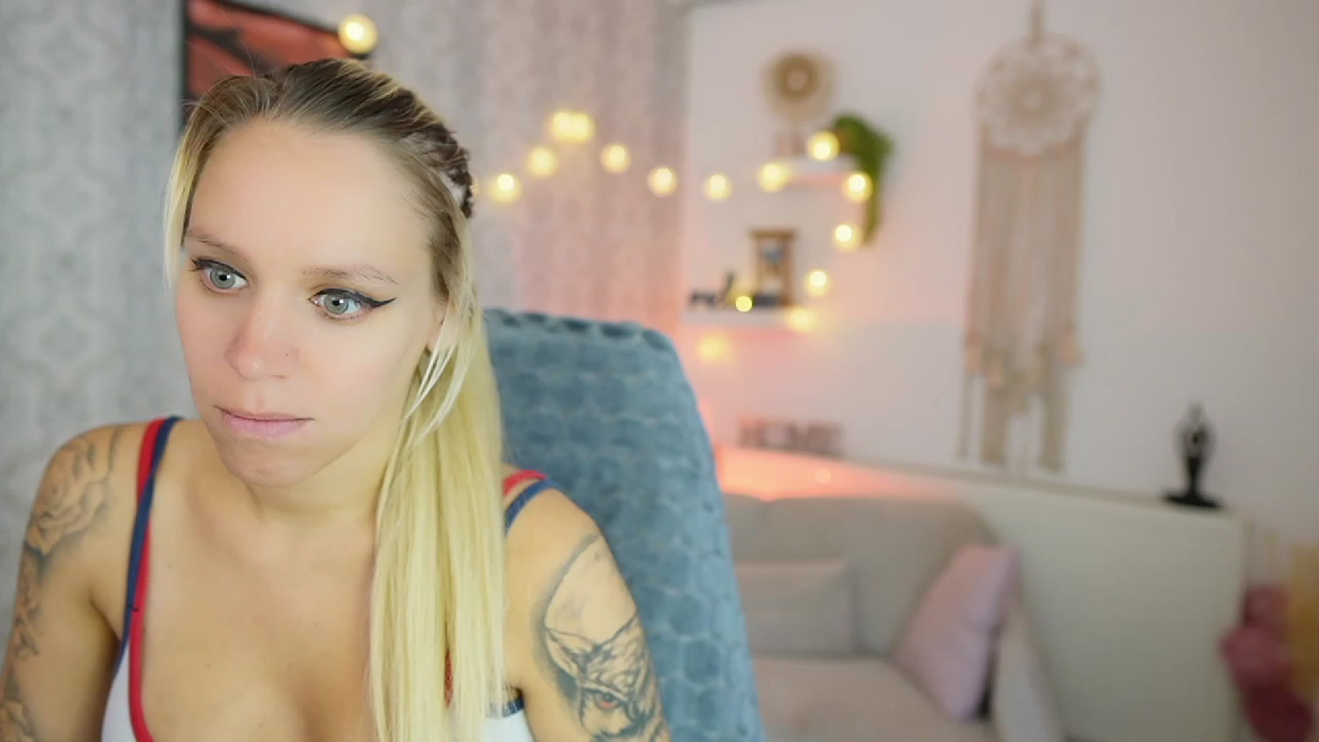 Gallery image thumbnail from Cherry__Blond's myfreecams stream on, 08/10/2023, 10:56 image 3 of 20