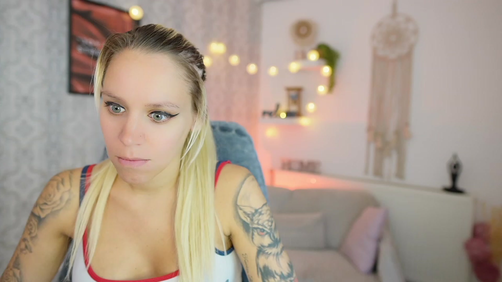 Gallery image thumbnail from Cherry__Blond's myfreecams stream on, 08/10/2023, 10:56 image 12 of 20