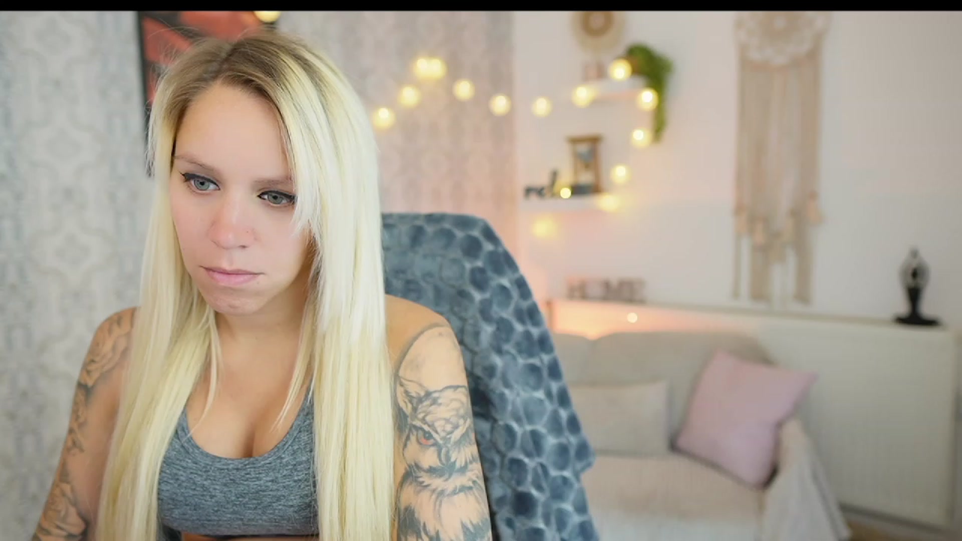 Gallery image thumbnail from Cherry__Blond's myfreecams stream on, 08/16/2023, 09:50 image 8 of 20