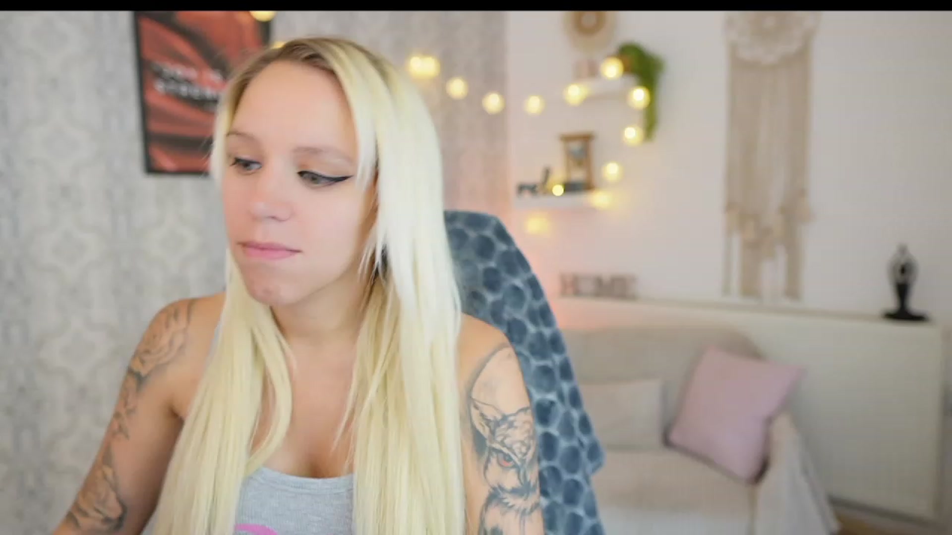 Gallery image thumbnail from Cherry__Blond's myfreecams stream on, 08/16/2023, 12:29 image 1 of 20