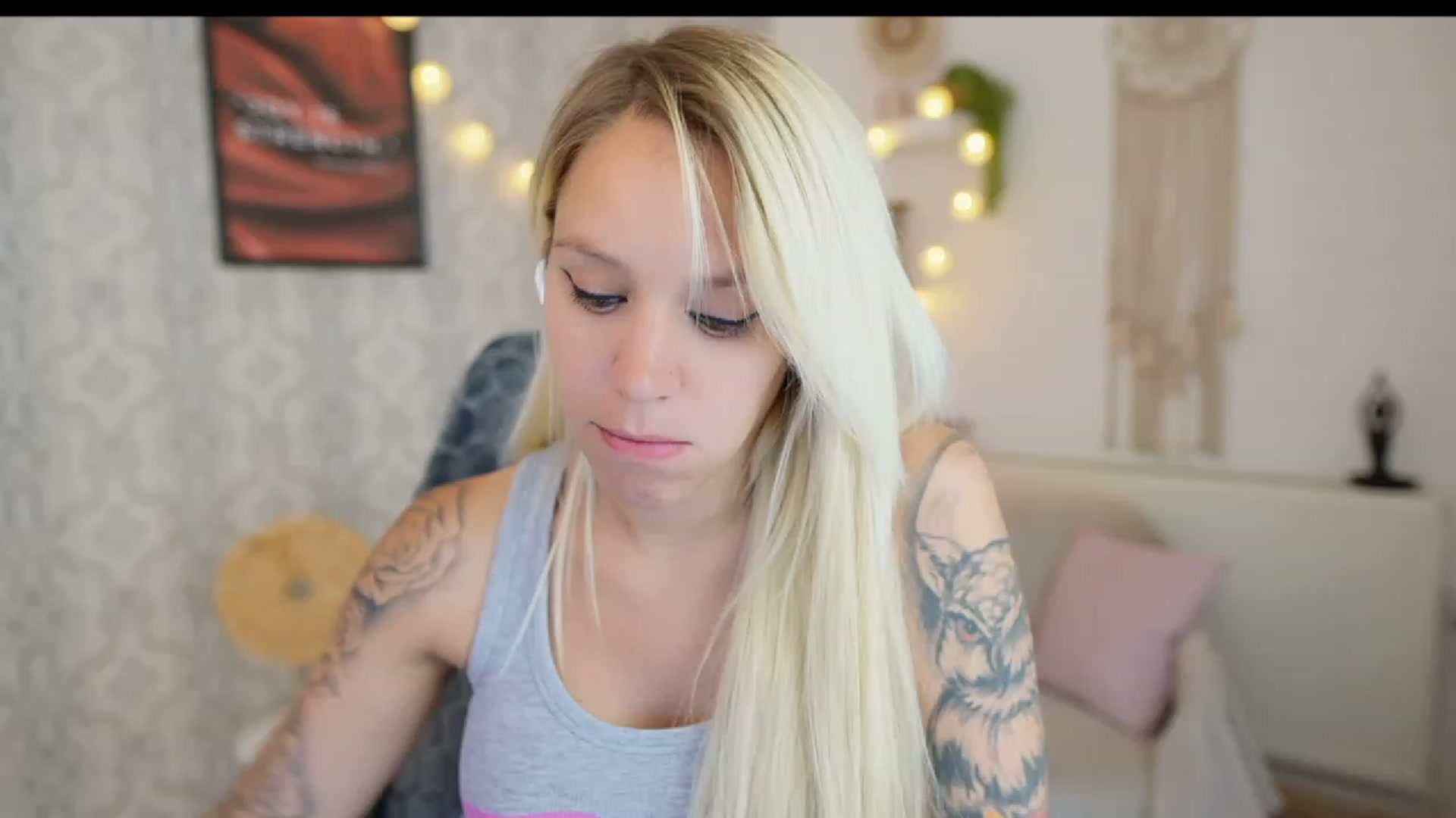 Gallery image thumbnail from Cherry__Blond's myfreecams stream on, 08/16/2023, 12:50 image 13 of 20