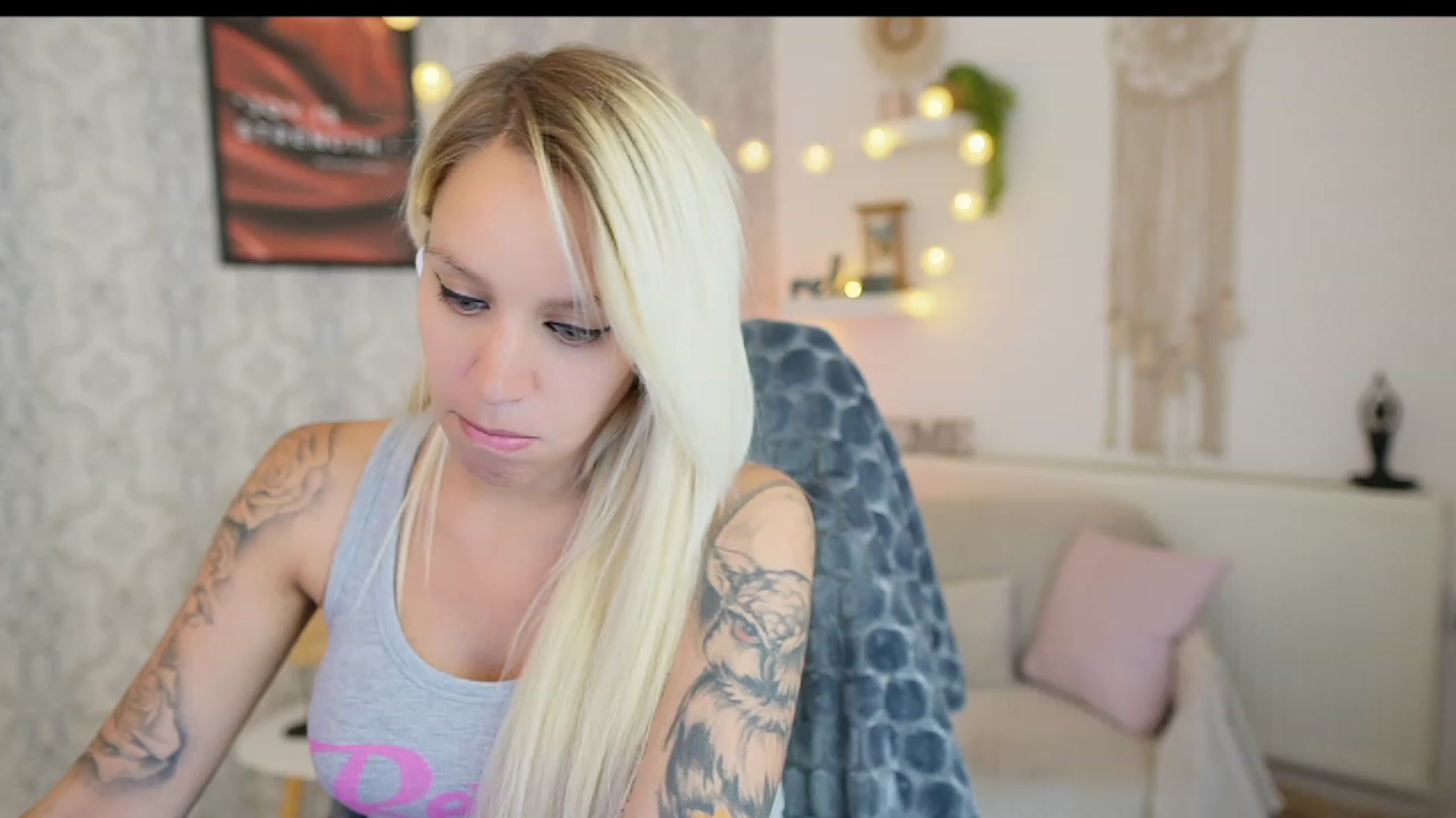 Gallery image thumbnail from Cherry__Blond's myfreecams stream on, 08/16/2023, 12:50 image 15 of 20