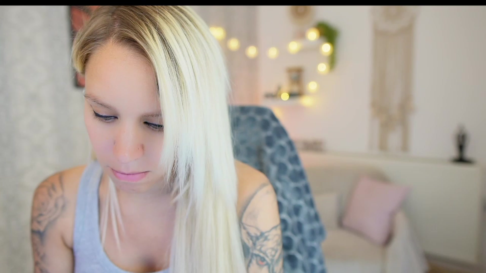 Gallery image thumbnail from Cherry__Blond's myfreecams stream on, 08/16/2023, 12:50 image 6 of 20