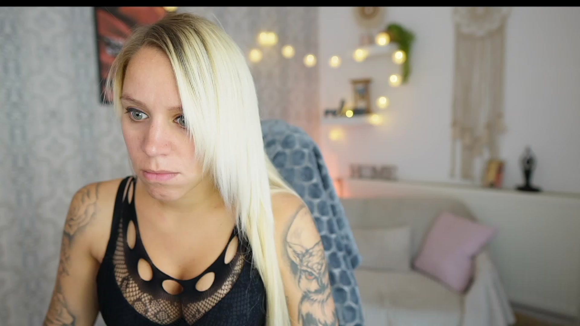 Gallery image thumbnail from Cherry__Blond's myfreecams stream on, 08/17/2023, 09:49 image 17 of 20