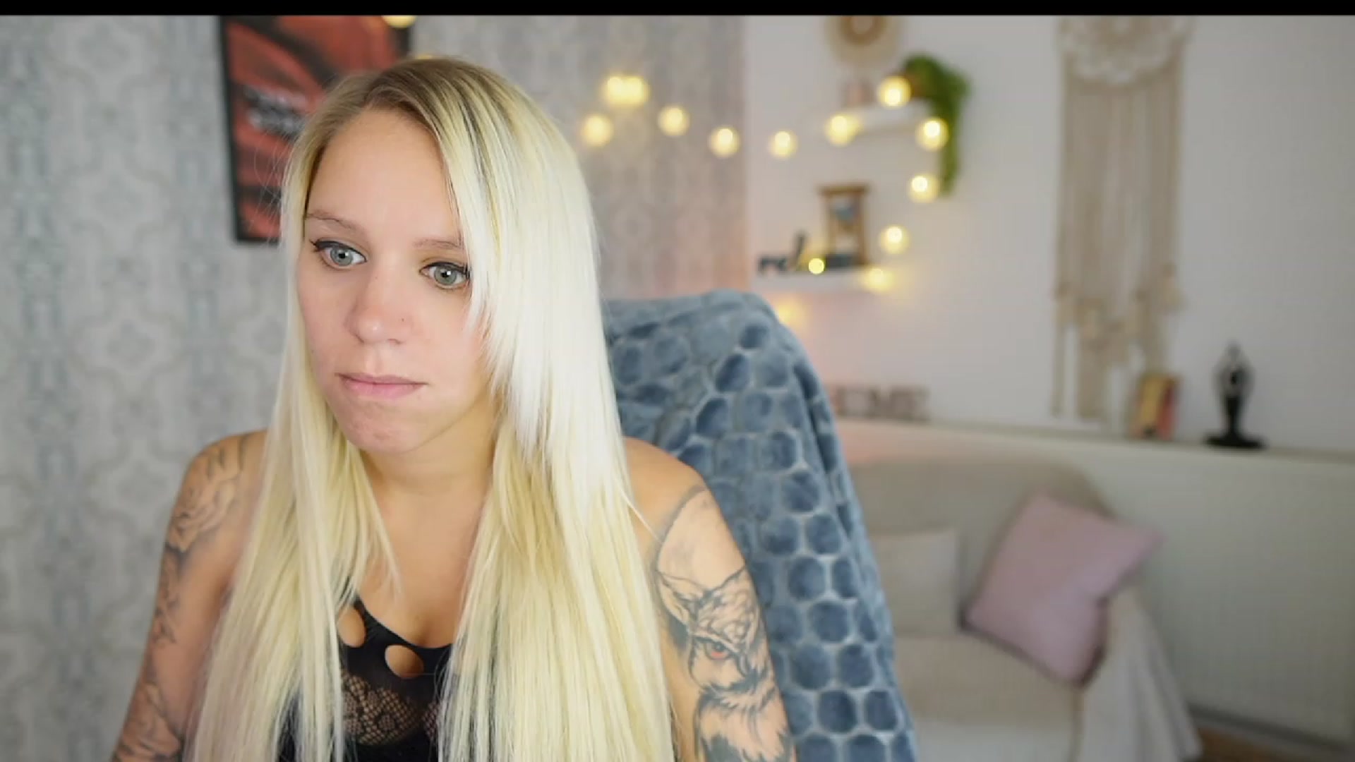 Gallery image thumbnail from Cherry__Blond's myfreecams stream on, 08/17/2023, 10:35 image 6 of 20