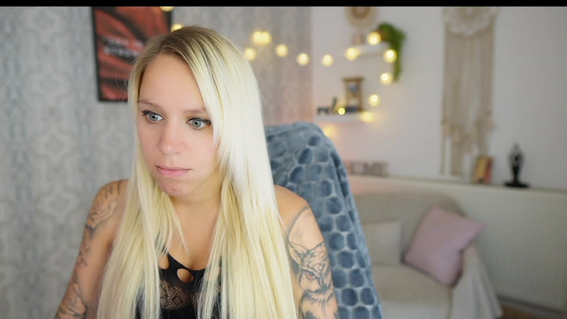 Gallery image thumbnail from Cherry__Blond's myfreecams stream on, 08/17/2023, 10:35 image 7 of 20