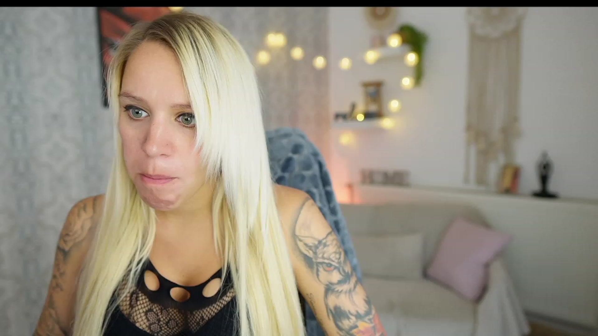 Gallery image thumbnail from Cherry__Blond's myfreecams stream on, 08/17/2023, 10:35 image 13 of 20