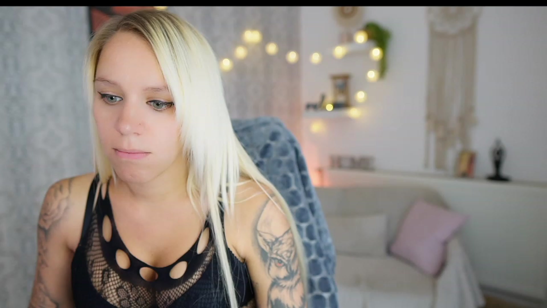 Gallery image thumbnail from Cherry__Blond's myfreecams stream on, 08/17/2023, 10:35 image 10 of 20