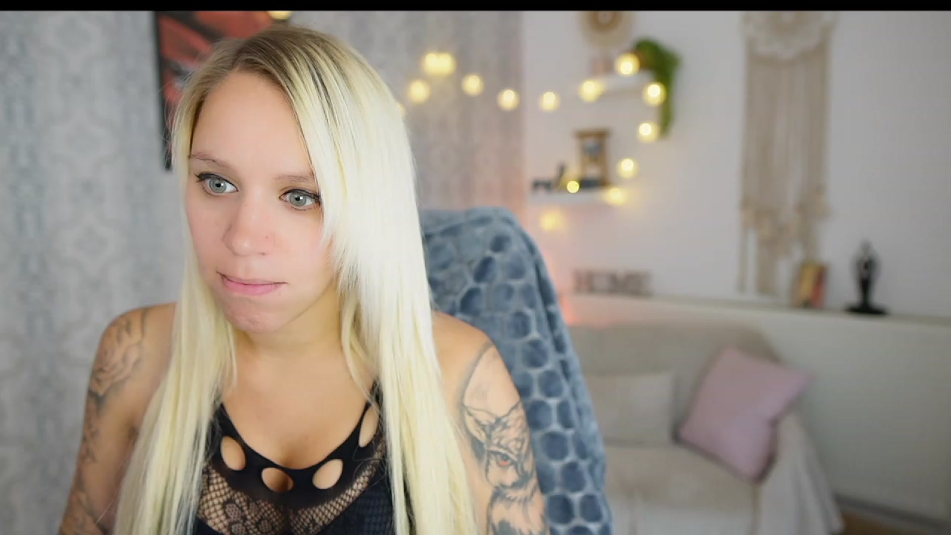 Gallery image thumbnail from Cherry__Blond's myfreecams stream on, 08/17/2023, 10:35 image 16 of 20