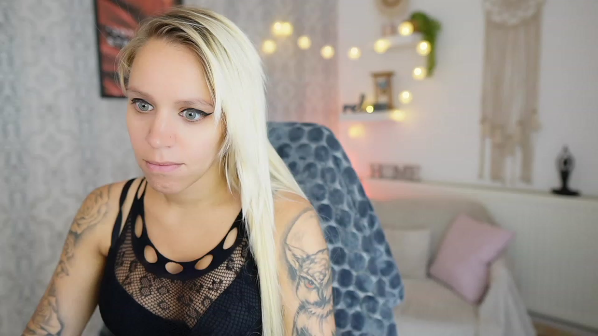 Gallery image thumbnail from Cherry__Blond's myfreecams stream on, 08/18/2023, 10:01 image 15 of 20