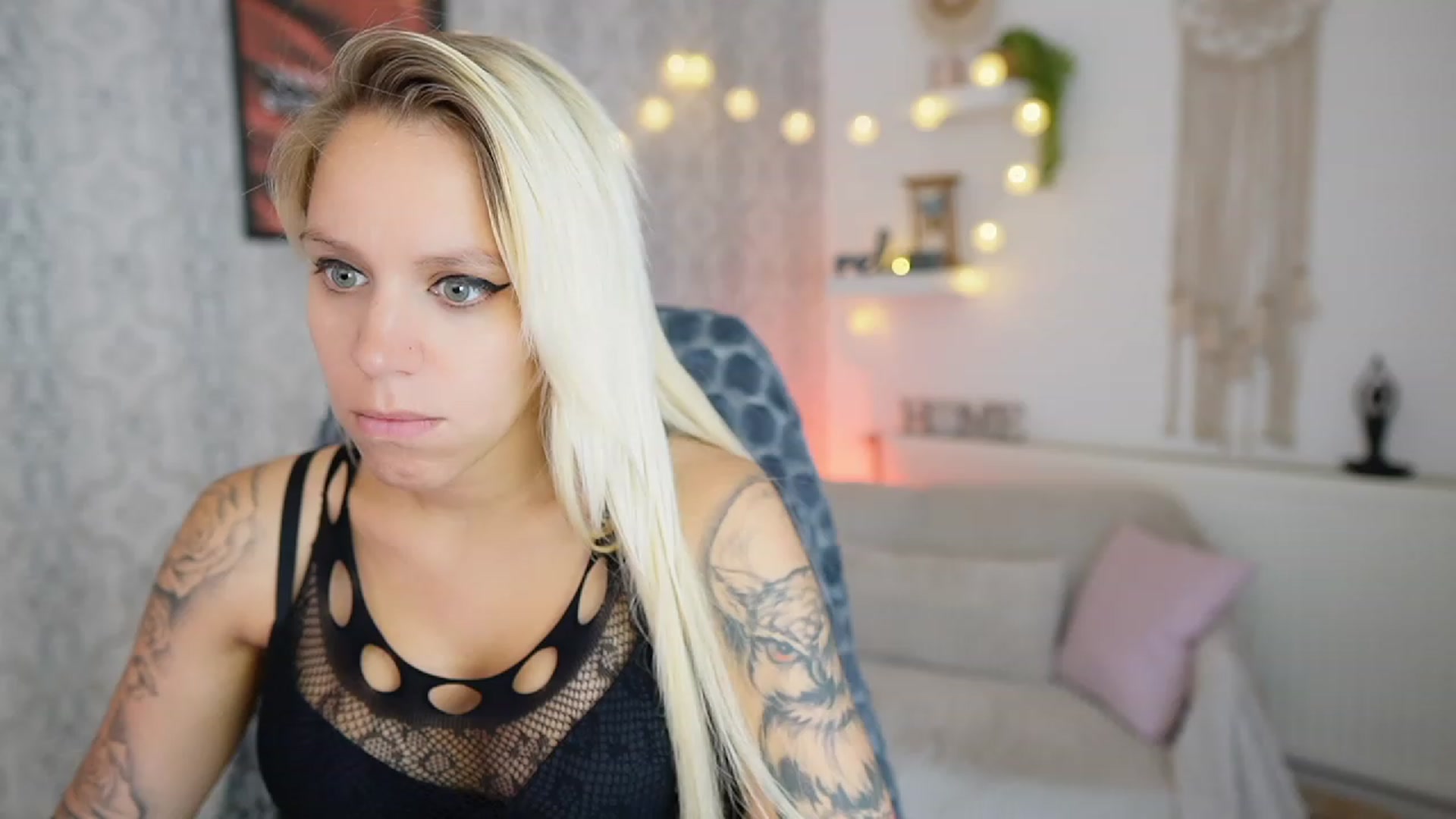 Gallery image thumbnail from Cherry__Blond's myfreecams stream on, 08/18/2023, 12:38 image 11 of 20